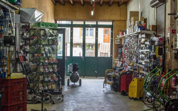 Un vaste choix de matériel dédié aux travaux de jardinage